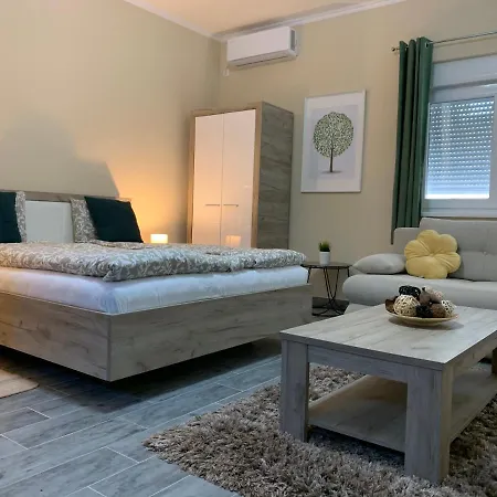 Apartment Hana *